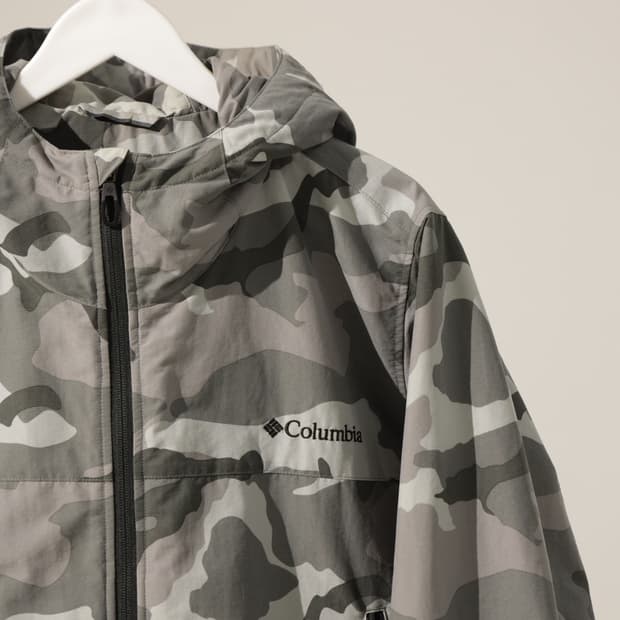 Columbia 그레이 카모 윈드 브레이커