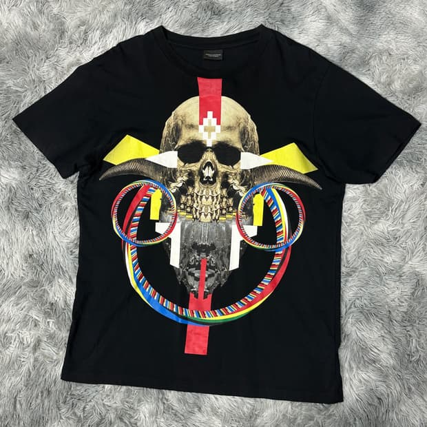 마르셀로불론 스컬 프린팅 반팔