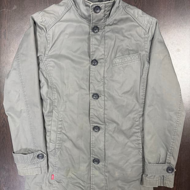 리바이스 카키색 버튼 코트 자켓