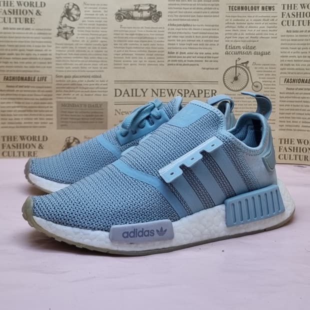 아디다스 NMD R1 운동화 235