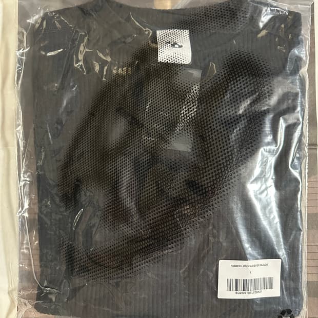 산산기어 리브드 롱슬리브 블랙 / Sansan Gear Ribbed