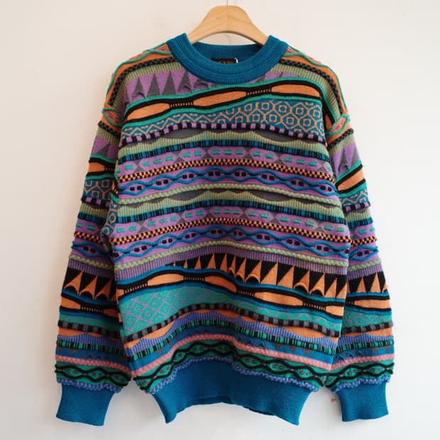 Japan brand 유니크 패턴 울 니트