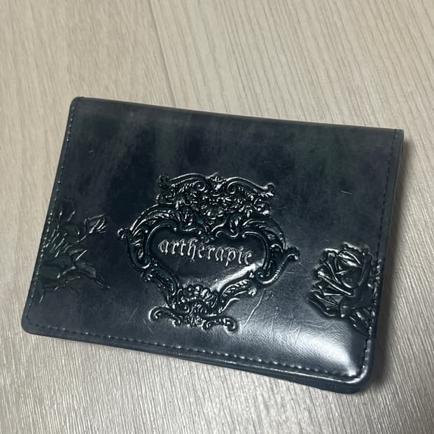 알세라피 artherapie 지갑