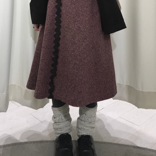 HUMANWOMAN lab skirt