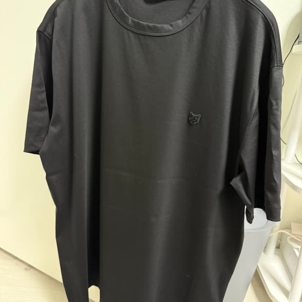 송지오옴므 지제로 25ss 모노 팬서 티셔츠 블랙