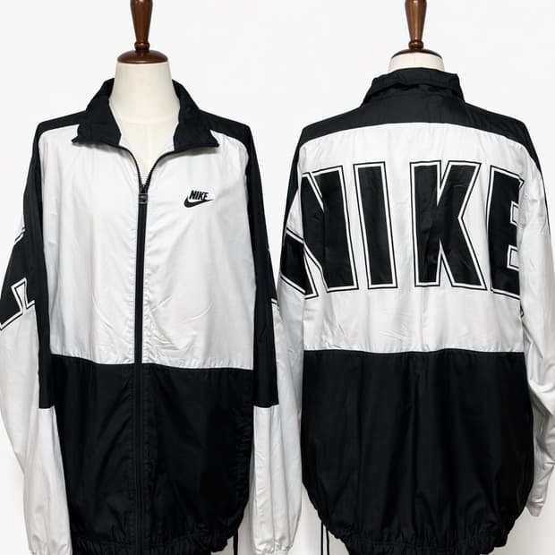 나이키 빅로고 배색 반집업 윈드브레이커