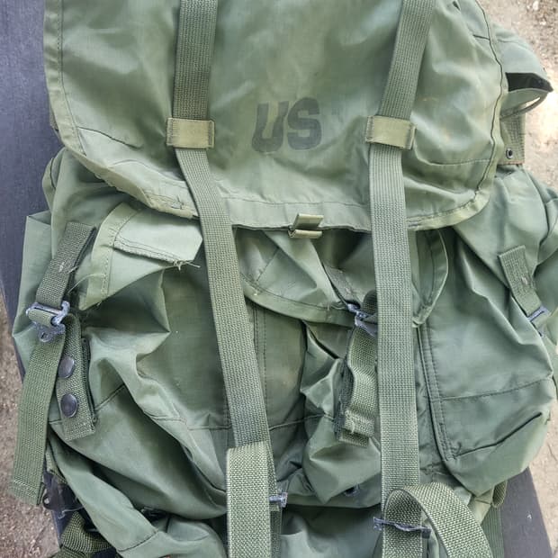 미군정품 미디움사이즈 엘리스팩 