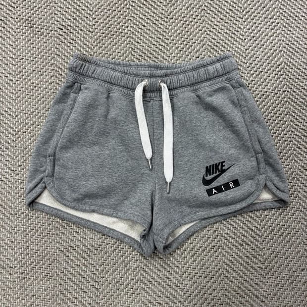 나이키 에어 스웻 숏팬츠 v3027