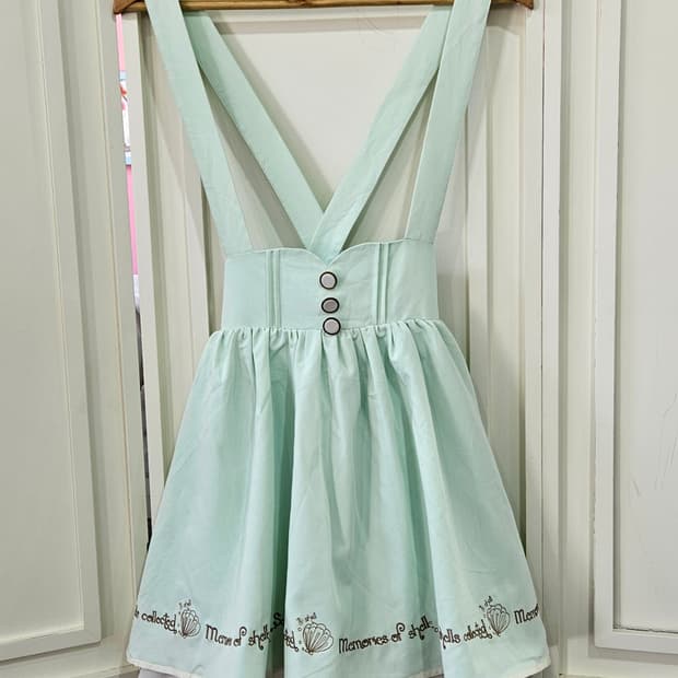 애로우(ARROW) 민트 조개 자수 점퍼 원피스