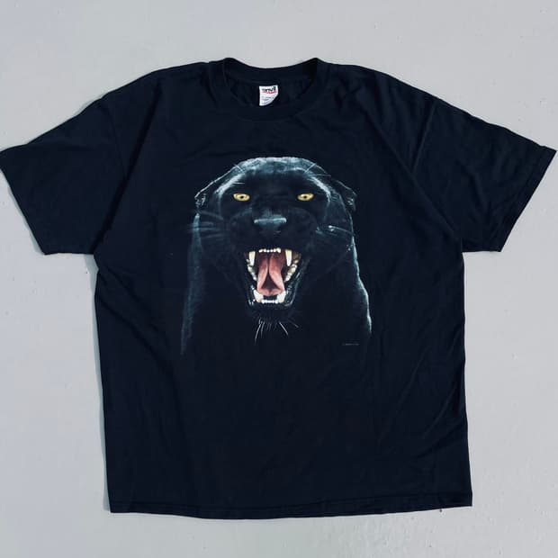 90~00s Black Panther Human-i-Tee T-shirt