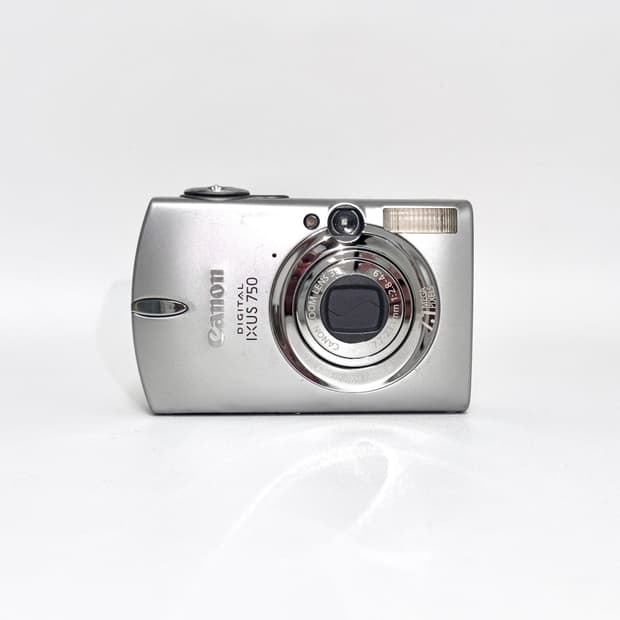 캐논 익서스 750 IXUS (익시 IXY 700, 파워샷 SD550)