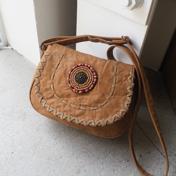 vintage leather cross bag