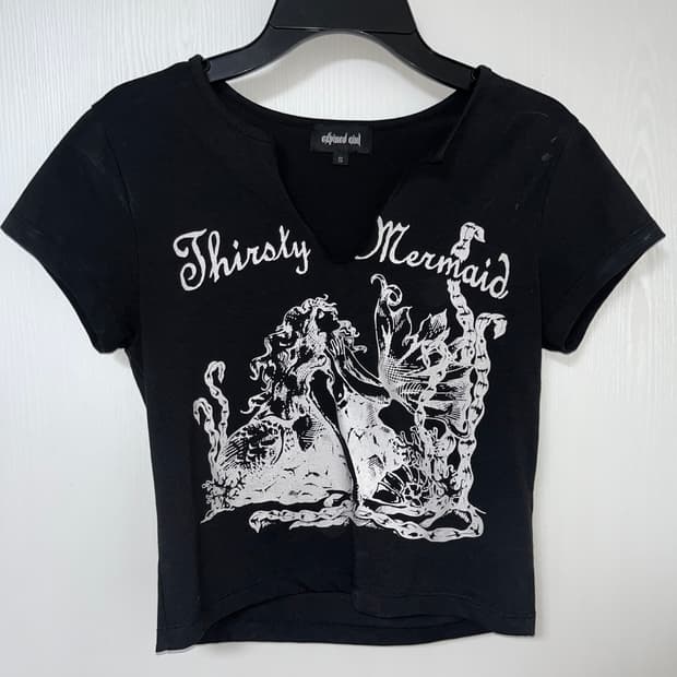 익스파이어드걸 블랙 세이렌 크롭반팔 S