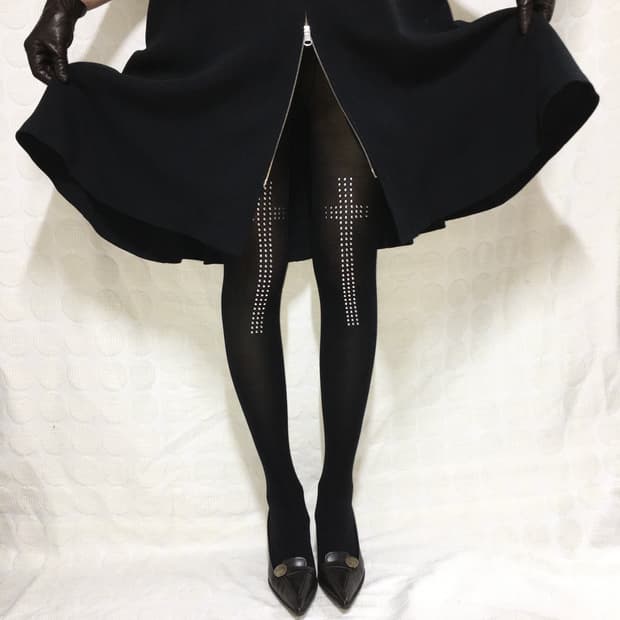새상품 십자가 스터드 블랙 스타킹