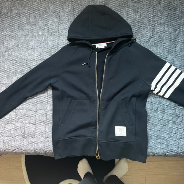 5사이즈 톰브라운 엔지니어드 사선 후드 집업 네이비