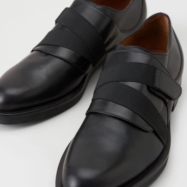 Tiger of Sweden strap derby