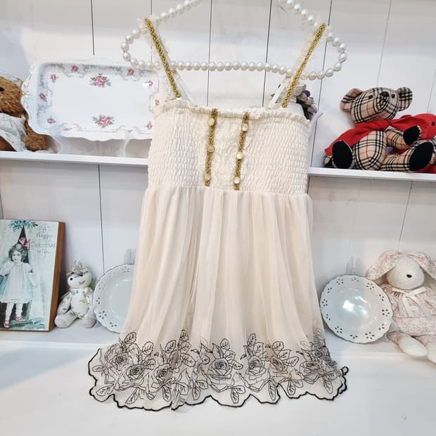 axes femme 로즈자수 쉬폰미니원피스