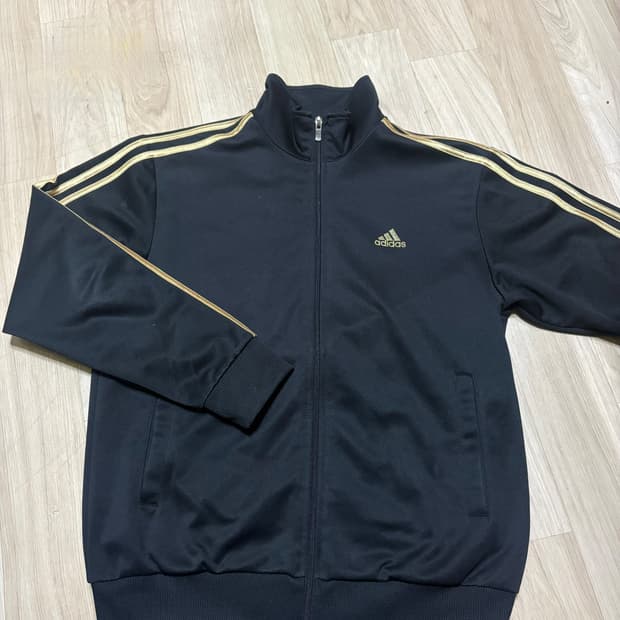 아디다스 골드 저지