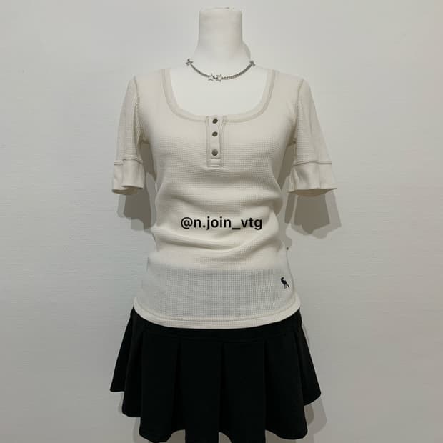 아베크롬비 헨리넥 와플 크림 화이트 반팔 티셔츠