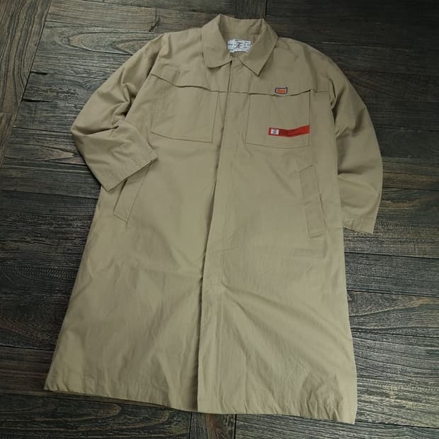 [배드인배드] 로고 자수 오버핏 트렌치 코트 베이지 M18771