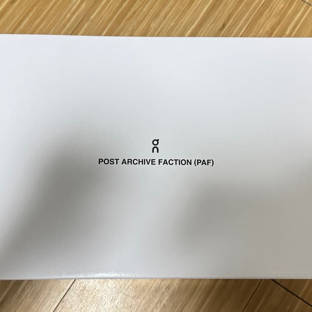 온러닝 파프 하이퍼 팬텀 아폴로 285 팝니다.