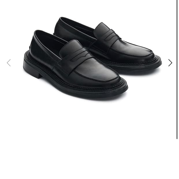 [40] STU 오버솔 레더 로퍼 블랙