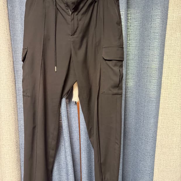 송지오 옴므 봄여름 조거