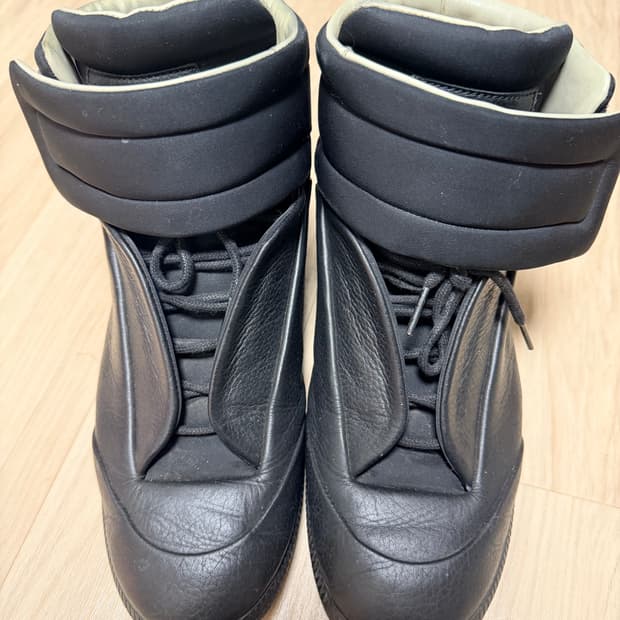 마르지엘라 퓨처 42사이즈 급처