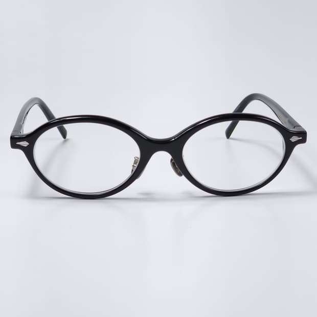 까르뱅 안나2 오벌형 긱시크 신예은 권정열 뿔테 안경