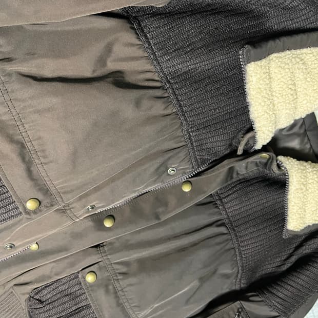 마뗑킴 니트 믹스드 플라이트 점퍼 s 다크브라운