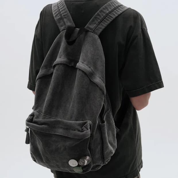 스웨이드 워시드 백팩 블랙 구합니다