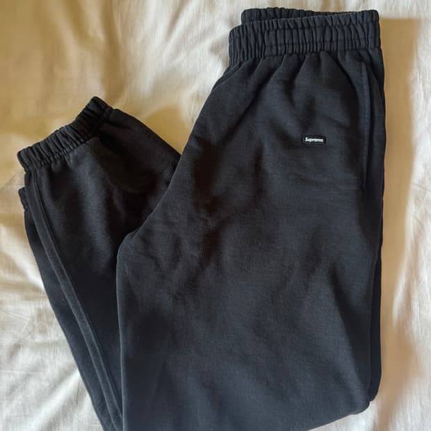 Supreme Sweatpants (S)