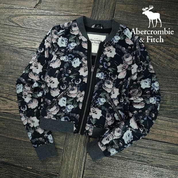 [아베크롬비] 플라워 패턴 크롭 블루종 자켓 M19274