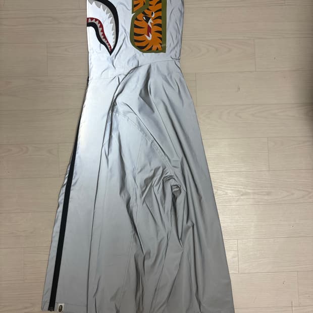 [XL] 베이프 샤크 리플렉티브 자켓 판매합니다.