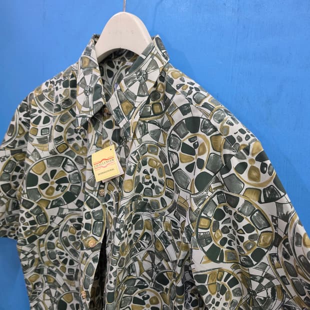 8090s 유럽 빈티지 아트 패턴 셔츠
