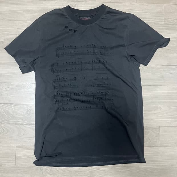 음표 반팔티