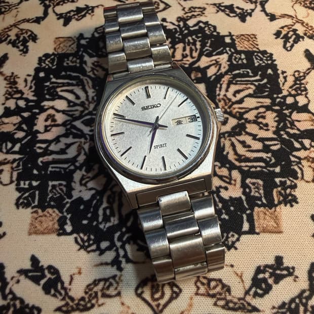 SEIKO 빈티지 쿼츠 시계