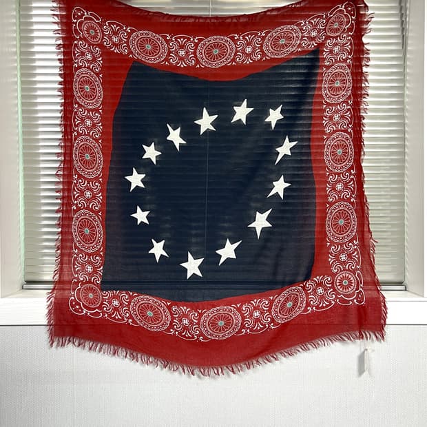 KAPITAL-BETSY ROSS SCARF
