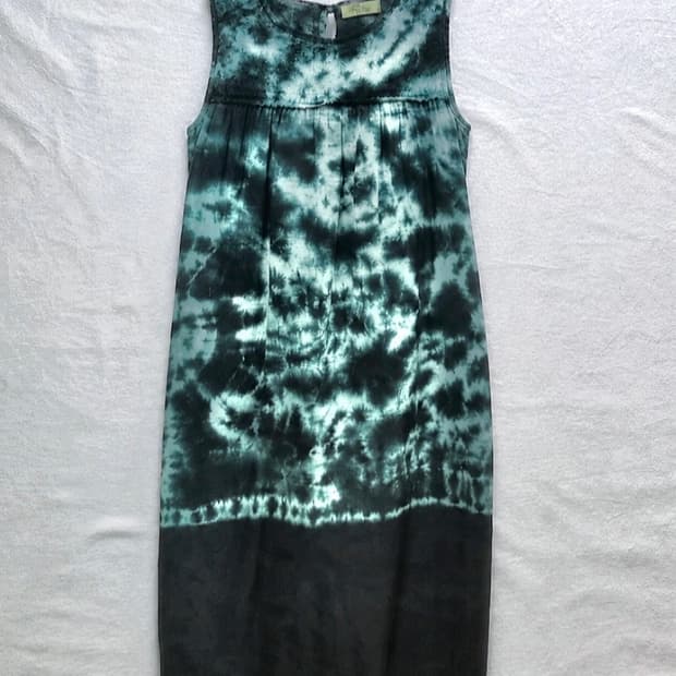 deep forest tie-dye sleeveless dress