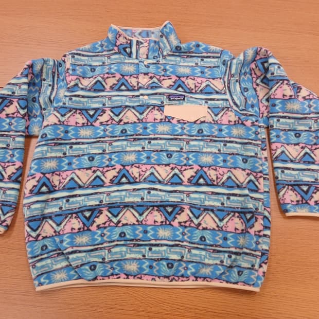 10s 파타고니아 신칠라 스냅-T 아즈텍 패턴