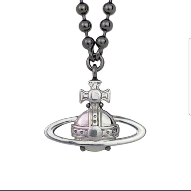 비비안웨스트우드 수지 orb 목걸이
