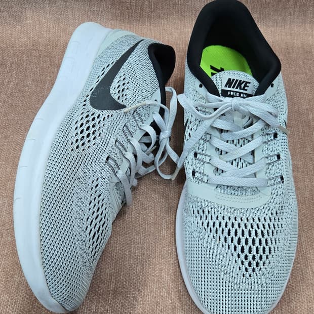 나이키 280mm- 프리런 회색 운동화 런닝화 스니커즈 