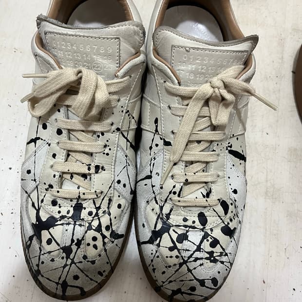 마르지엘라 블랙 페인팅 독일군 40