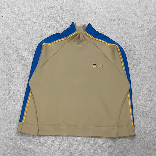 아더에러 x 푸마 터틀넥 맨투맨 스웨트셔츠