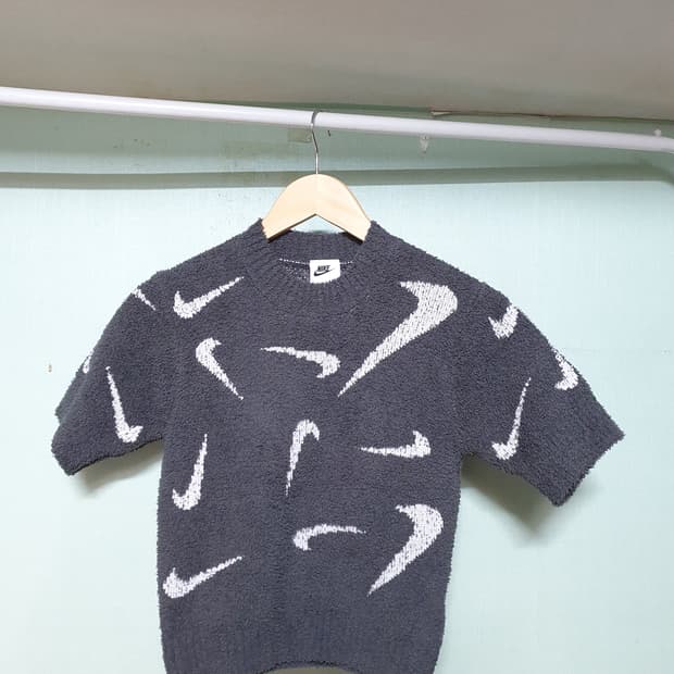 나이키 피닉스 코지 부클레 크롭 니트 S