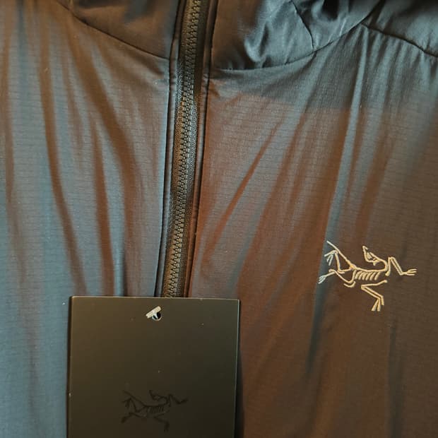 아크테릭스 아톰 헤비웨이트 후디 블랙 M 새상품급