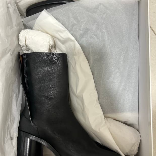 마르지엘라 타비 부츠