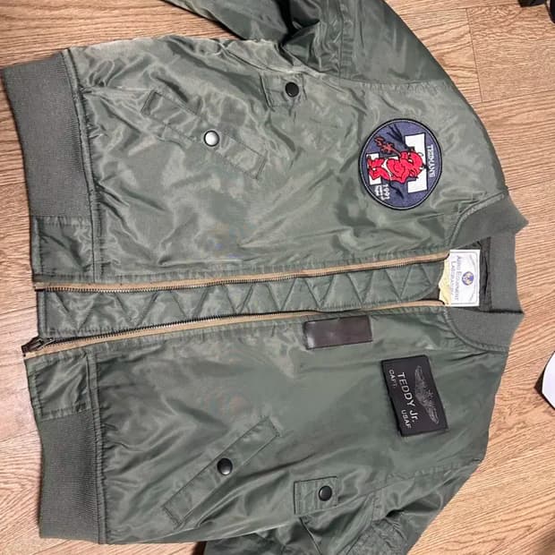 테드컴퍼니 항공 블루종 점퍼 팔아요