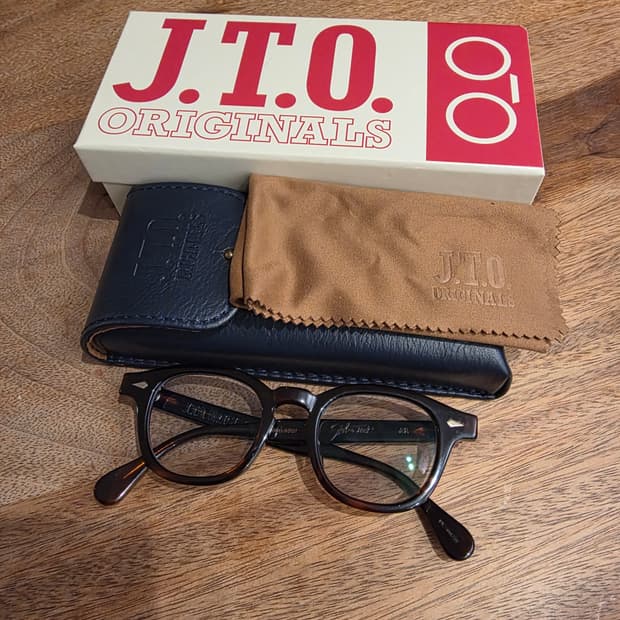 줄리어스타르트옵티컬 데미엠버 판매합니다 