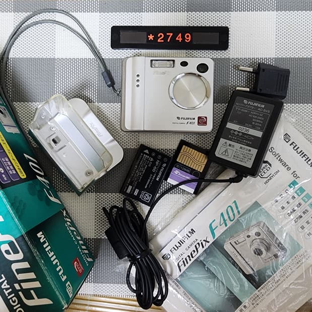 후지 파인픽스 F 401 디지털카메라 박스품
